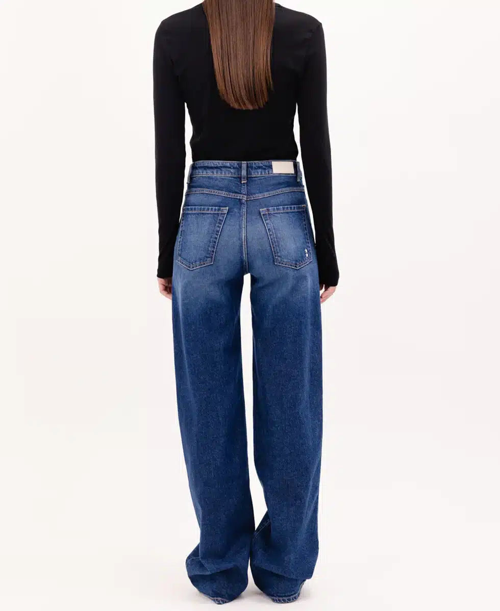 JEANS ICON DENIM